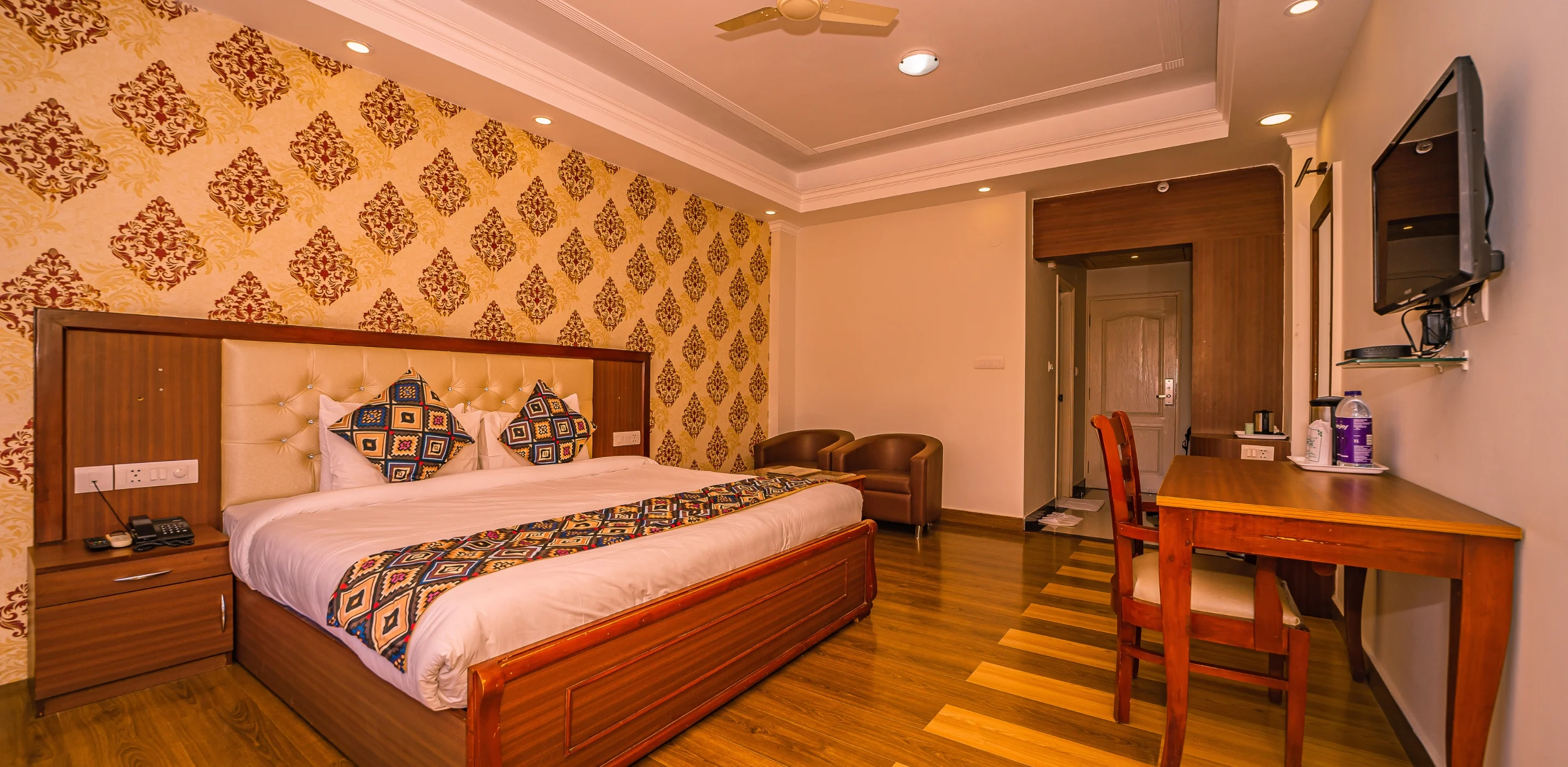 Deluxe Rooms